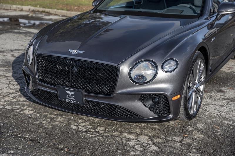 New 2023 Magnetic Bentley CONTINENTAL GT W12 MULLINER image 5