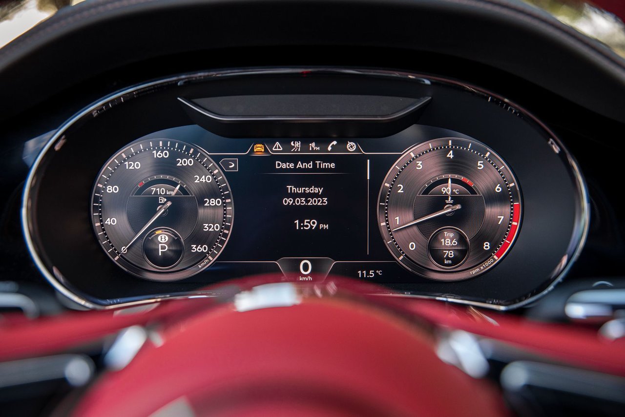 New 2023 Glacier White (Solid) Bentley CONTINENTAL GT S image 27