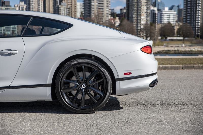 New 2023 Ice Bentley CONTINENTAL GT AZURE image 9