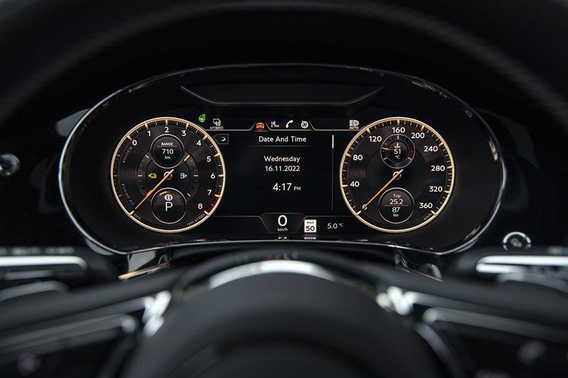 New 2022 Ice Bentley NEW FLYING SPUR V8 image 13