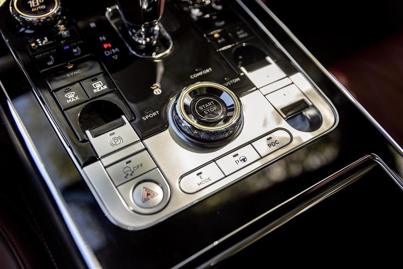 Used 2023 Black Velvet Bentley Hybrid Azure image 18