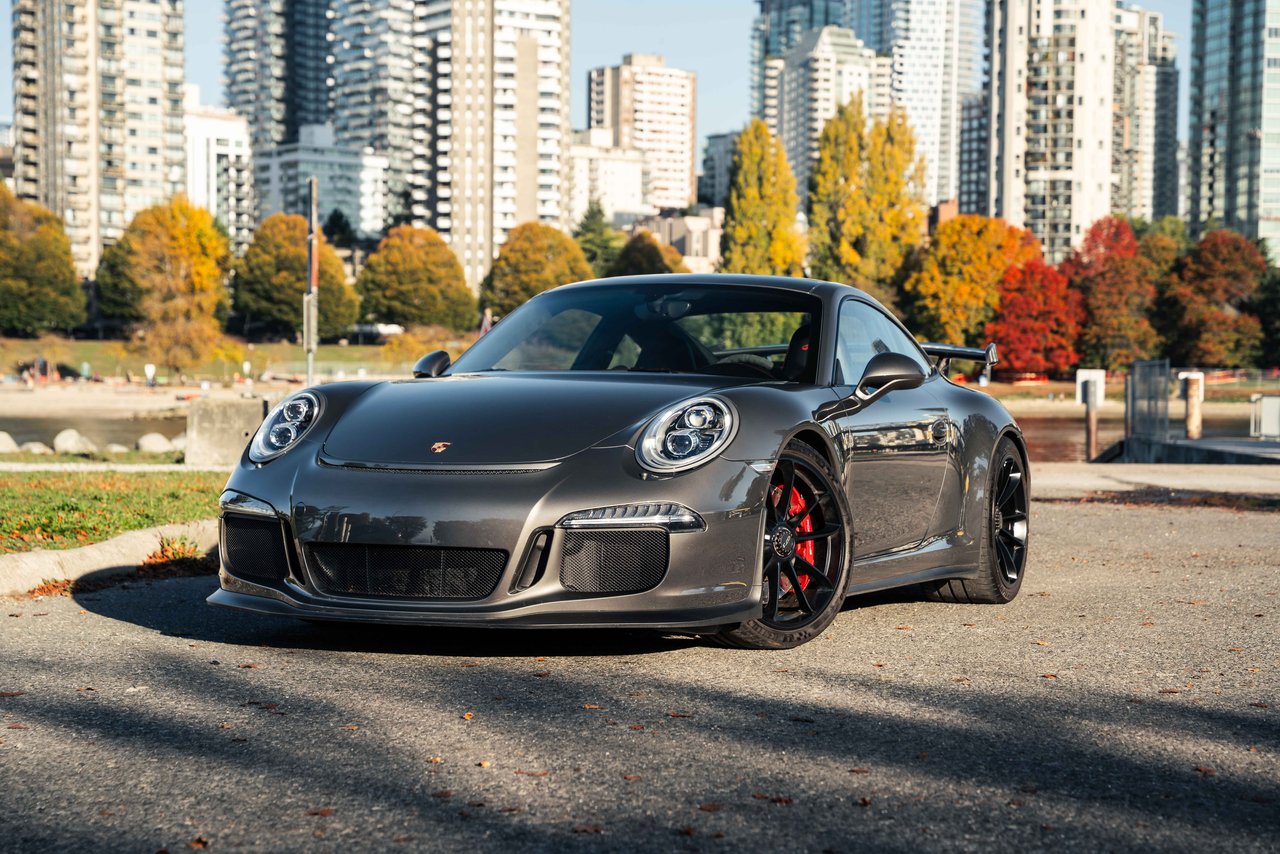 Gray (Agate Grey Met) 2015 Porsche 911 Coupe Rear-Wheel Drive Automatic