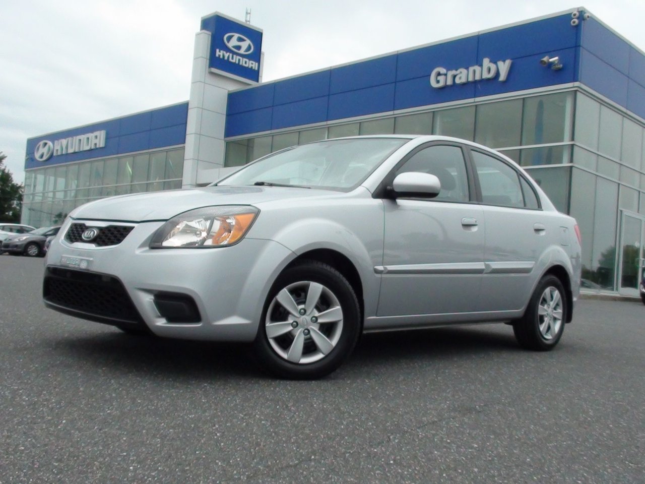 Kia Ste Julie >> Kia Rio 2010 d'occasion à vendre chez HYUNDAI GRANBY Kia Ste Julie >> Kia Rio 2010 d'occasion à vendre chez HYUNDAI GRANBY