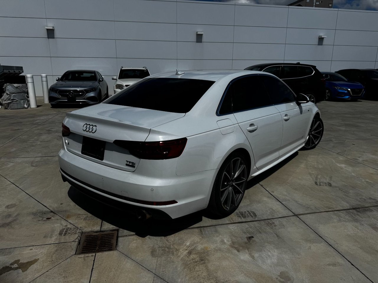 2017 Audi A4 2.0T Progressiv quattro 7sp S tronic, Toronto, Cash