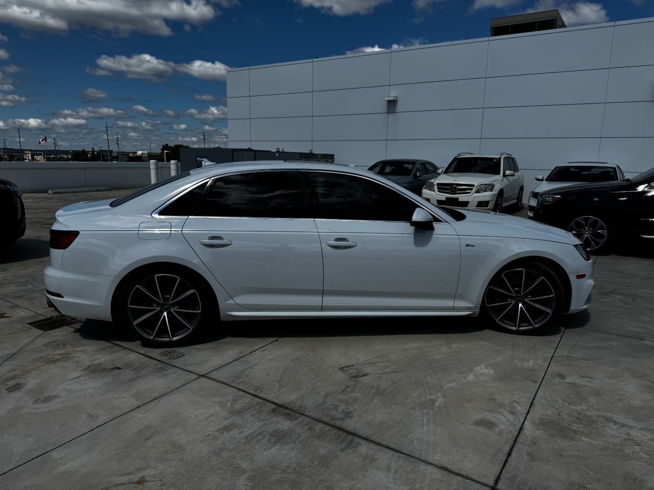 2017 Audi A4 2.0T Progressiv quattro 7sp S tronic, Toronto, Cash
