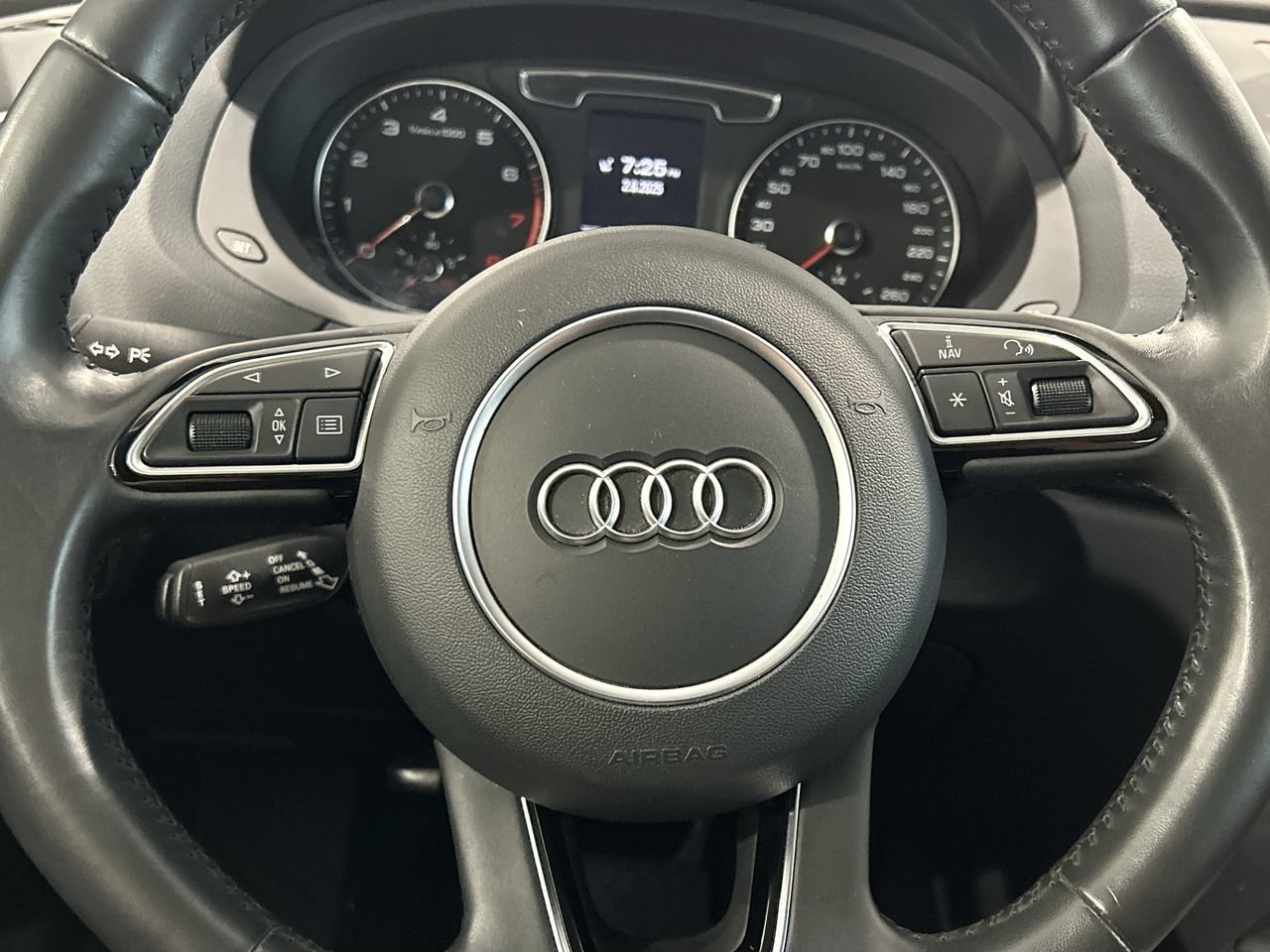 2018 Audi Q3 2.0T Komfort quattro 6sp Tiptronic, Toronto, Cash
