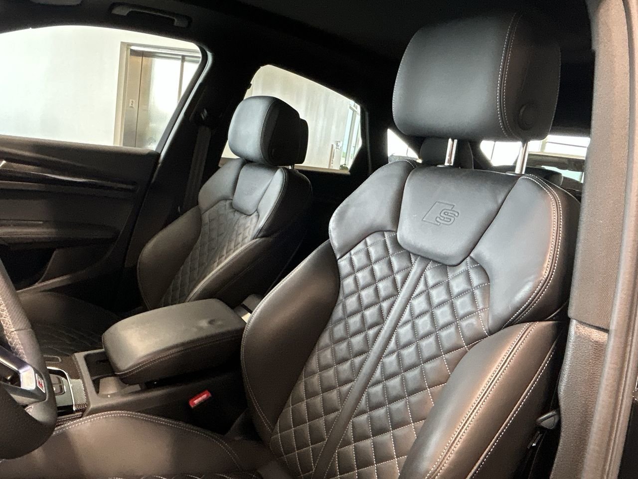 2024 Audi SQ5 Sportback Technik 3.0 TFSI quattro, Toronto, Cash