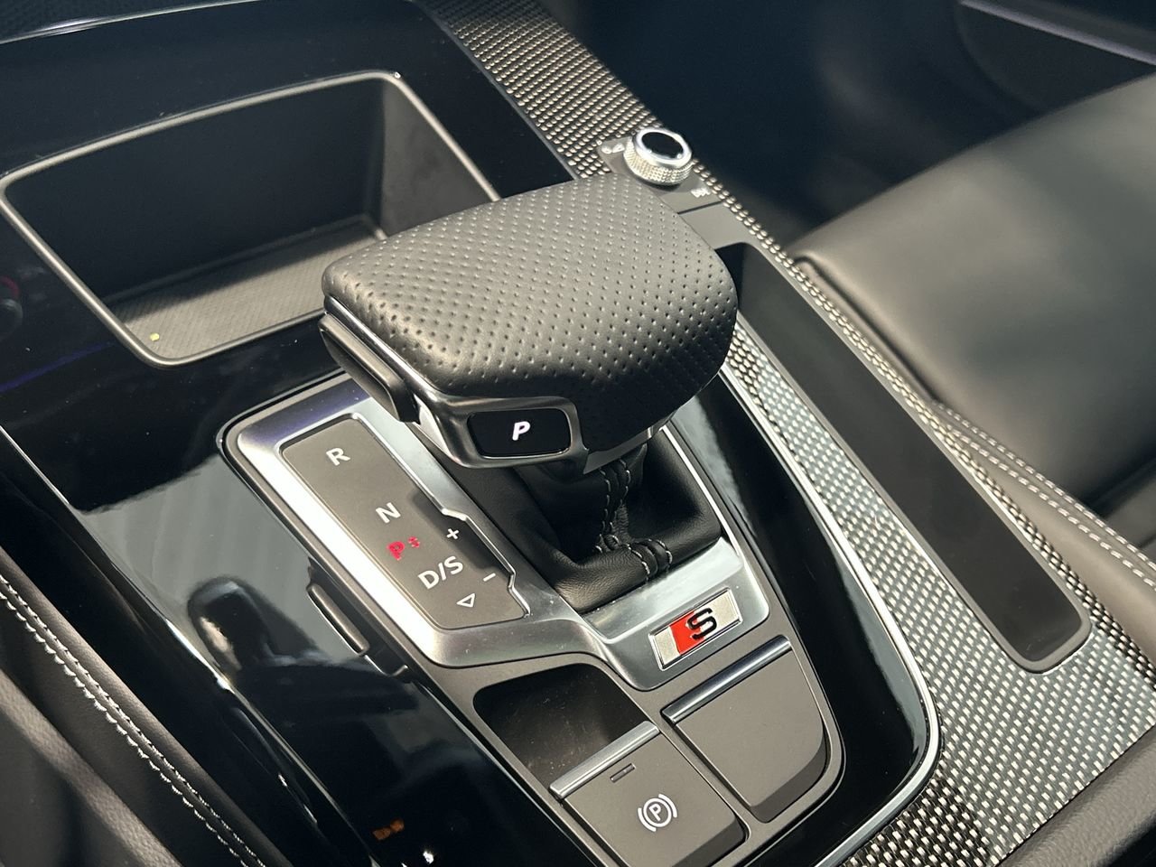 2024 Audi SQ5 Sportback Technik 3.0 TFSI quattro, Toronto, Cash