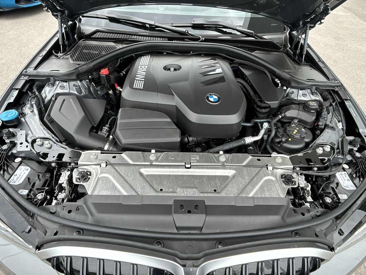 2025 BMW 3 Series Sedan 330i xDrive Sedan, 多伦多, 全款车