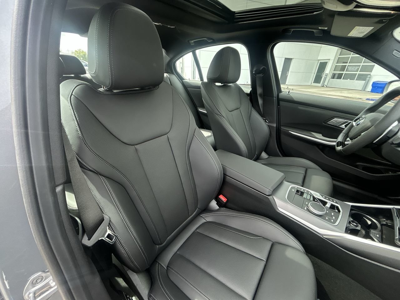 2025 BMW 3 Series Sedan 330i xDrive Sedan, Toronto, Cash