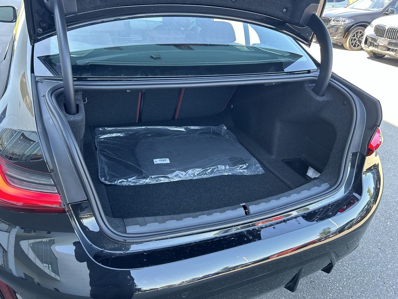 2025 BMW 3 Series Sedan 330i xDrive Sedan, 多伦多, 全款车
