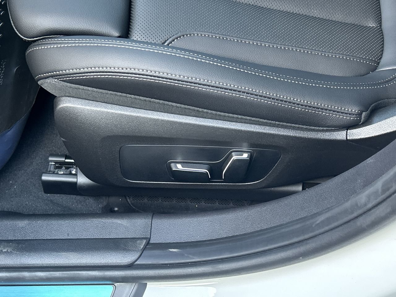 2025 BMW 3 Series Sedan 330i xDrive Sedan, 多伦多, 全款车