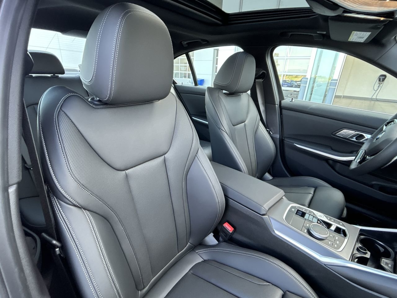 2025 BMW 3 Series Sedan 330i xDrive Sedan, 多伦多, 全款车