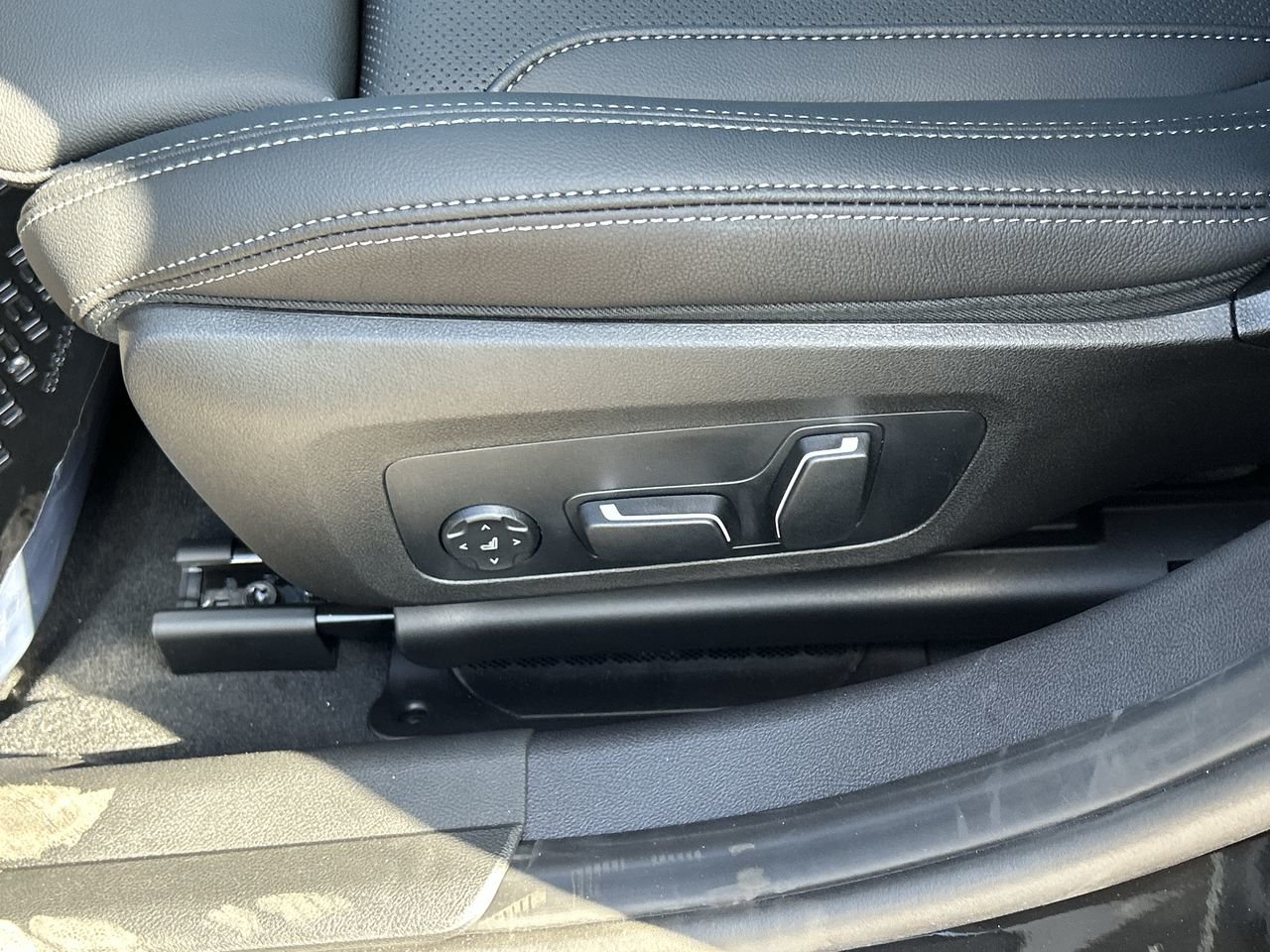 2026 BMW 3 Series 330i xDrive M Sport Edition, 多伦多, 全款车