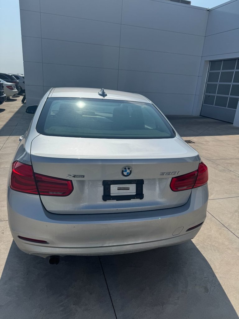 2016 BMW 320i XDrive Sedan, Toronto, Cash