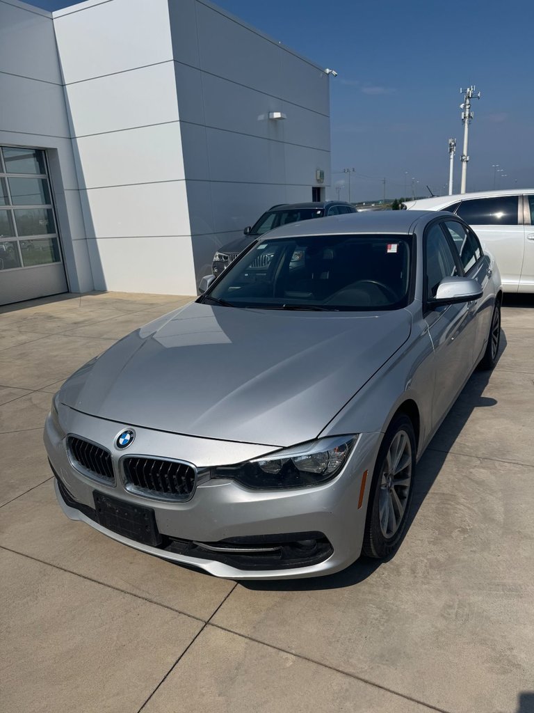 2016 BMW 320i XDrive Sedan, Toronto, Cash