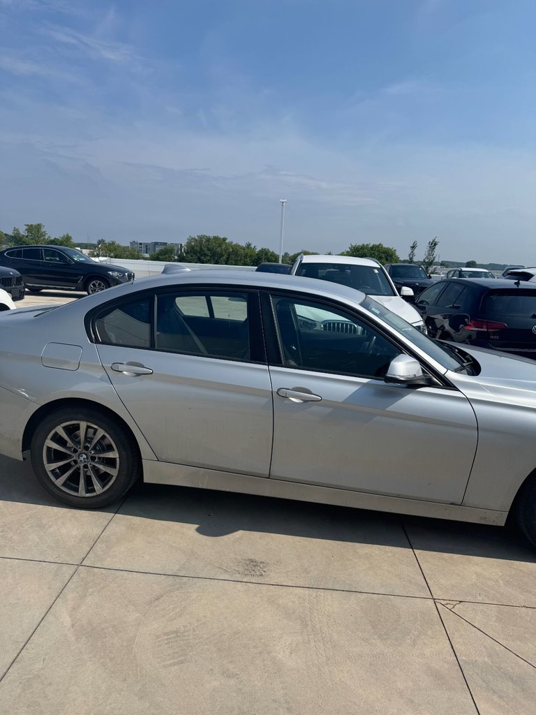2016 BMW 320i XDrive Sedan, Toronto, Cash