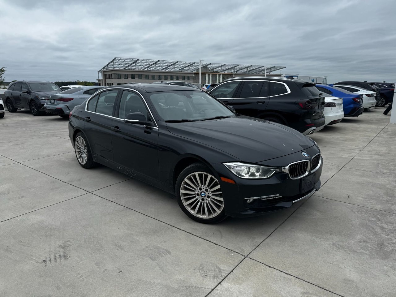2013 BMW 328i XDrive Sedan Luxury Line, Toronto, Cash