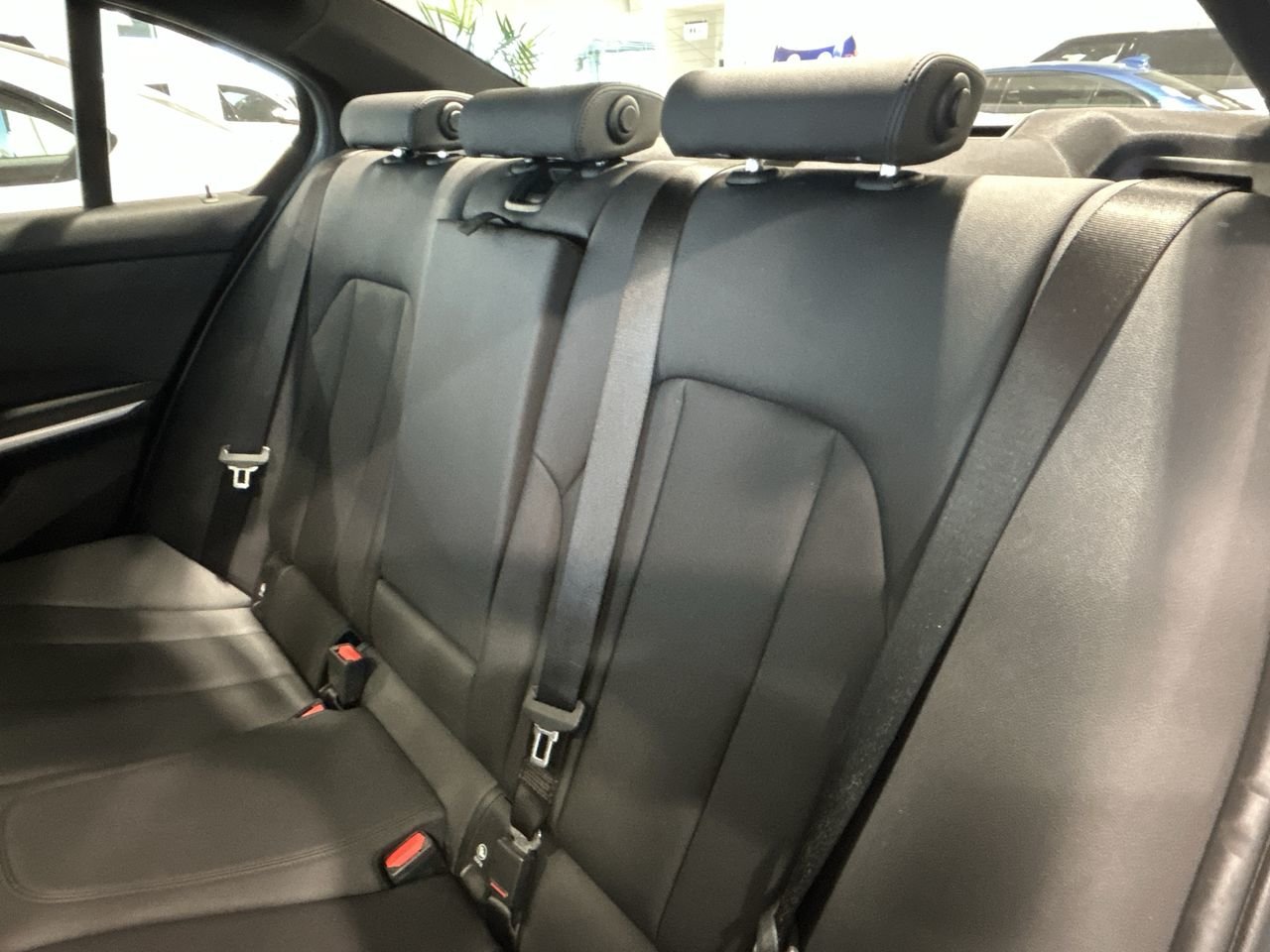 2021 BMW 330i XDrive Sedan (5R79) | Essential Package, Toronto, Cash