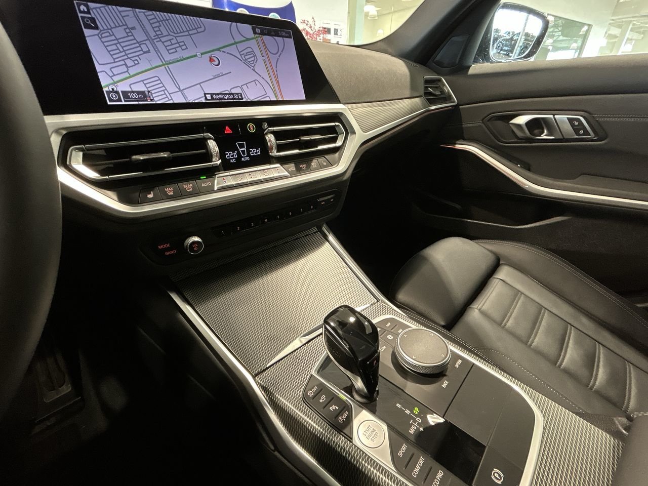 2021 BMW 330i XDrive Sedan (5R79) | Enhanced PKG | M Sport PKG, Toronto, Cash