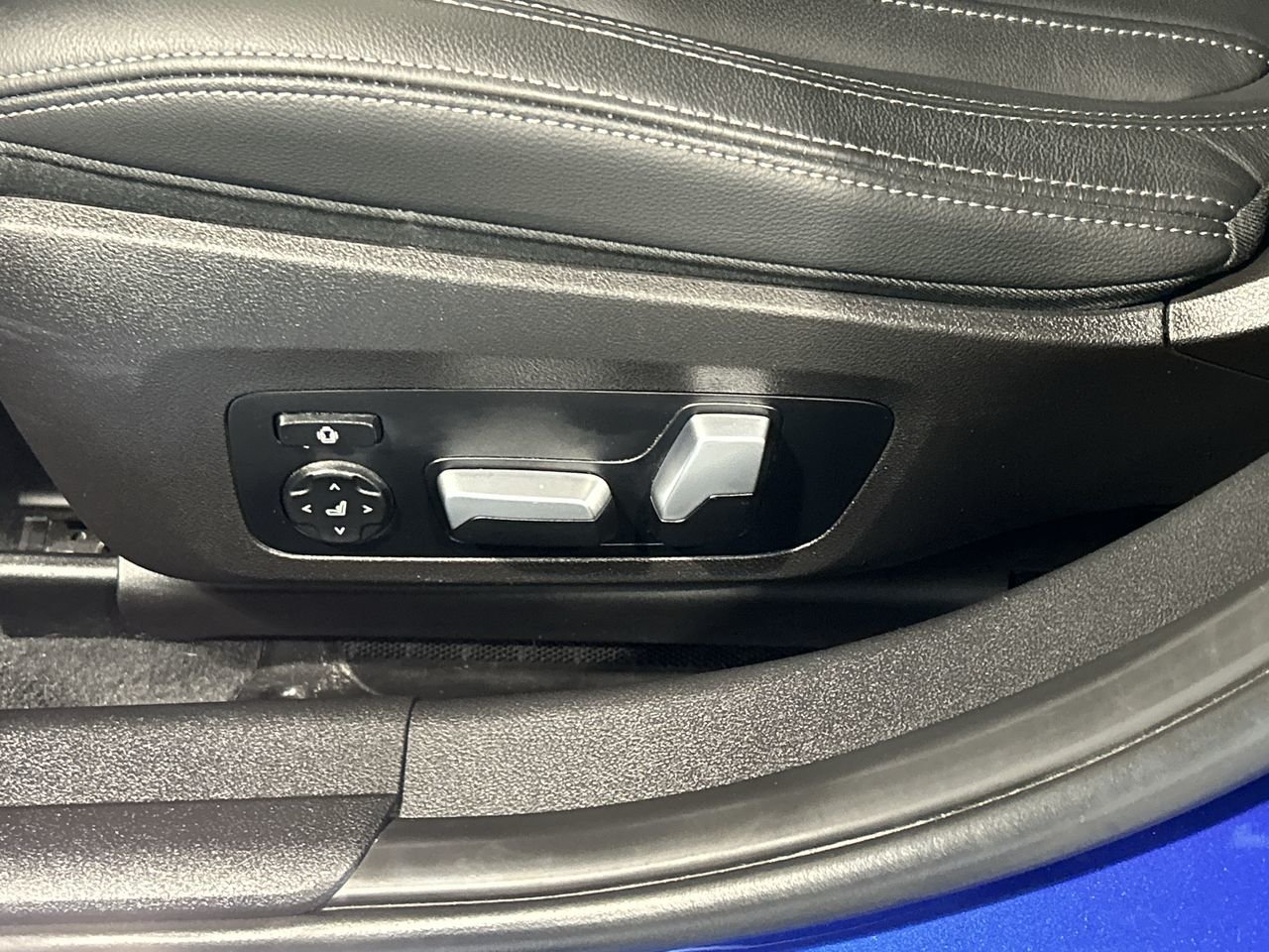 2021 BMW 330i XDrive Sedan (5R79) | Enhanced PKG | M Sport PKG, Toronto, Cash
