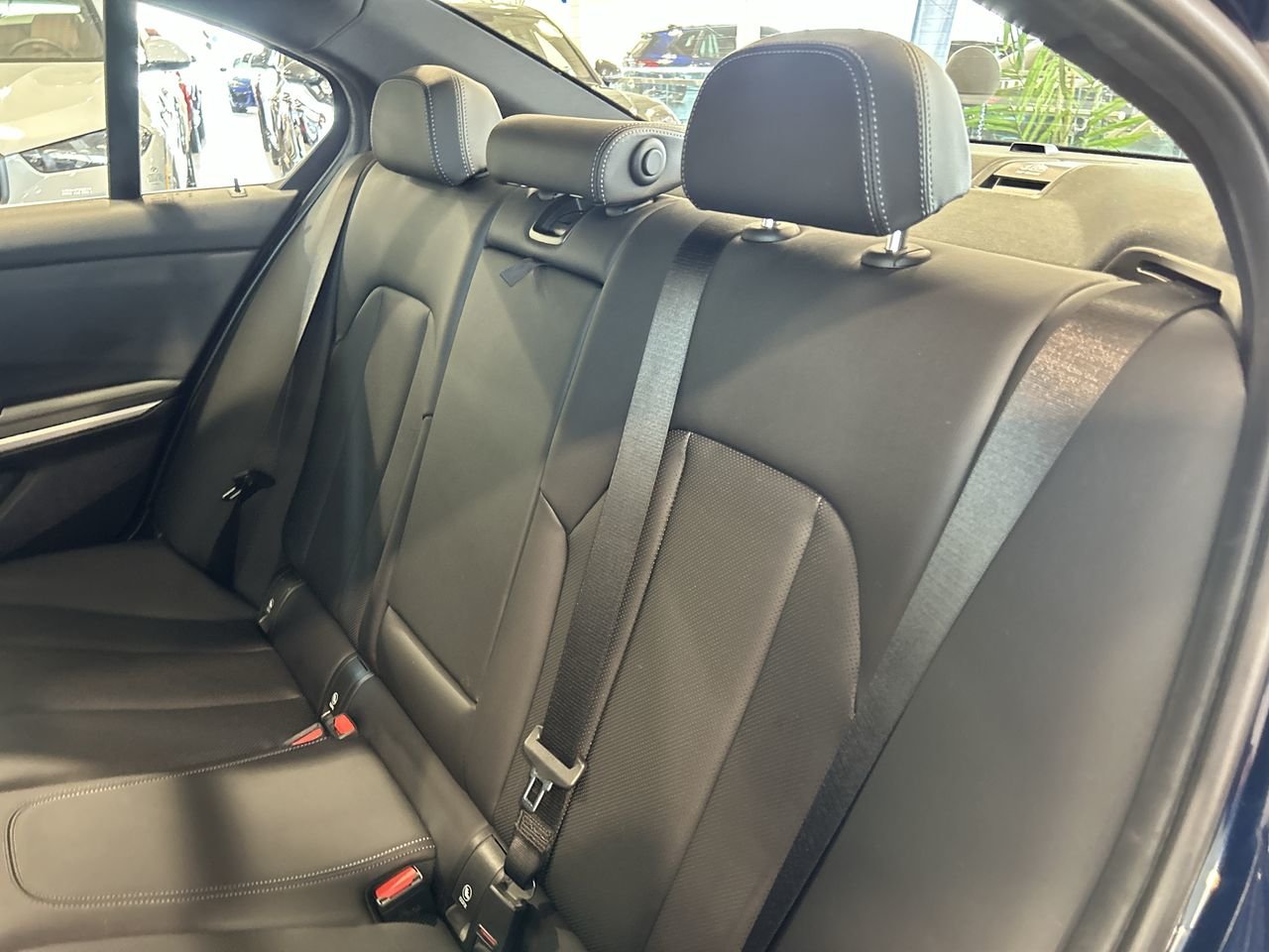 2023 BMW 330i XDrive Sedan | Premium Essential Package, Toronto, Cash