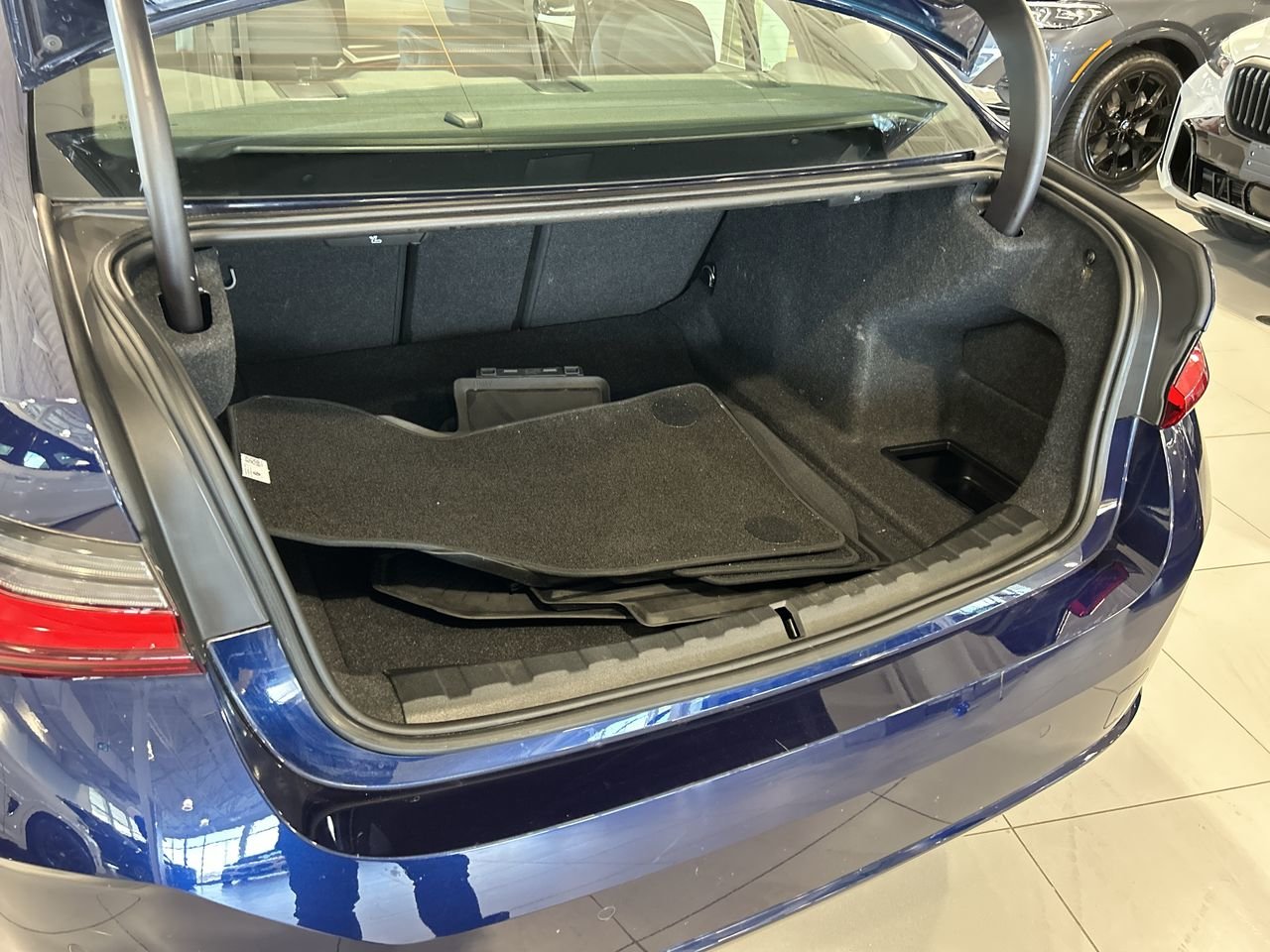 2023 BMW 330i XDrive Sedan | Premium Essential Package, Toronto, Cash