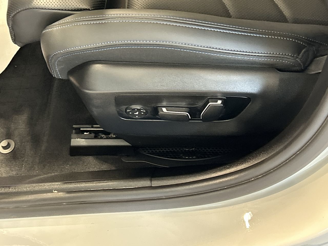 2026 BMW 530i xDrive Sedan | Essential PKG | M Sport PKG, 多伦多, 全款车