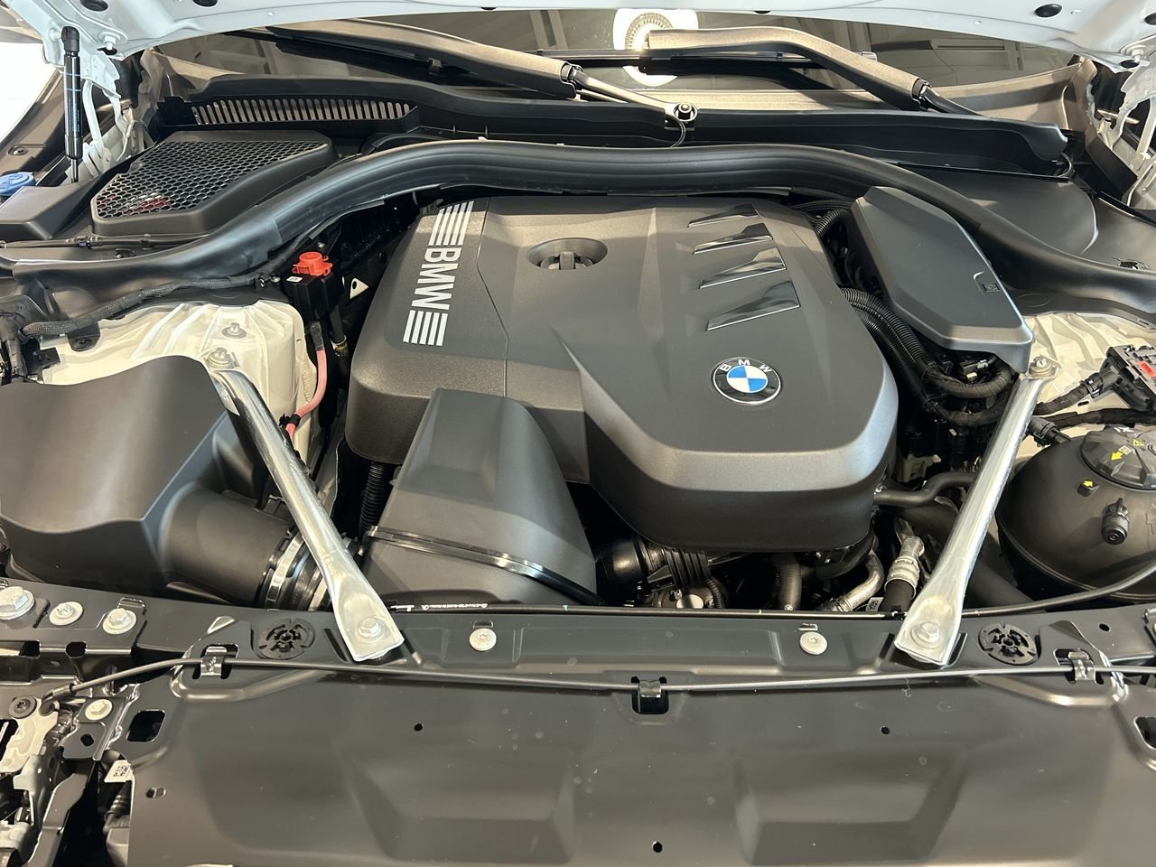 2026 BMW 530i xDrive Sedan | Essential PKG | M Sport PKG, 多伦多, 全款车