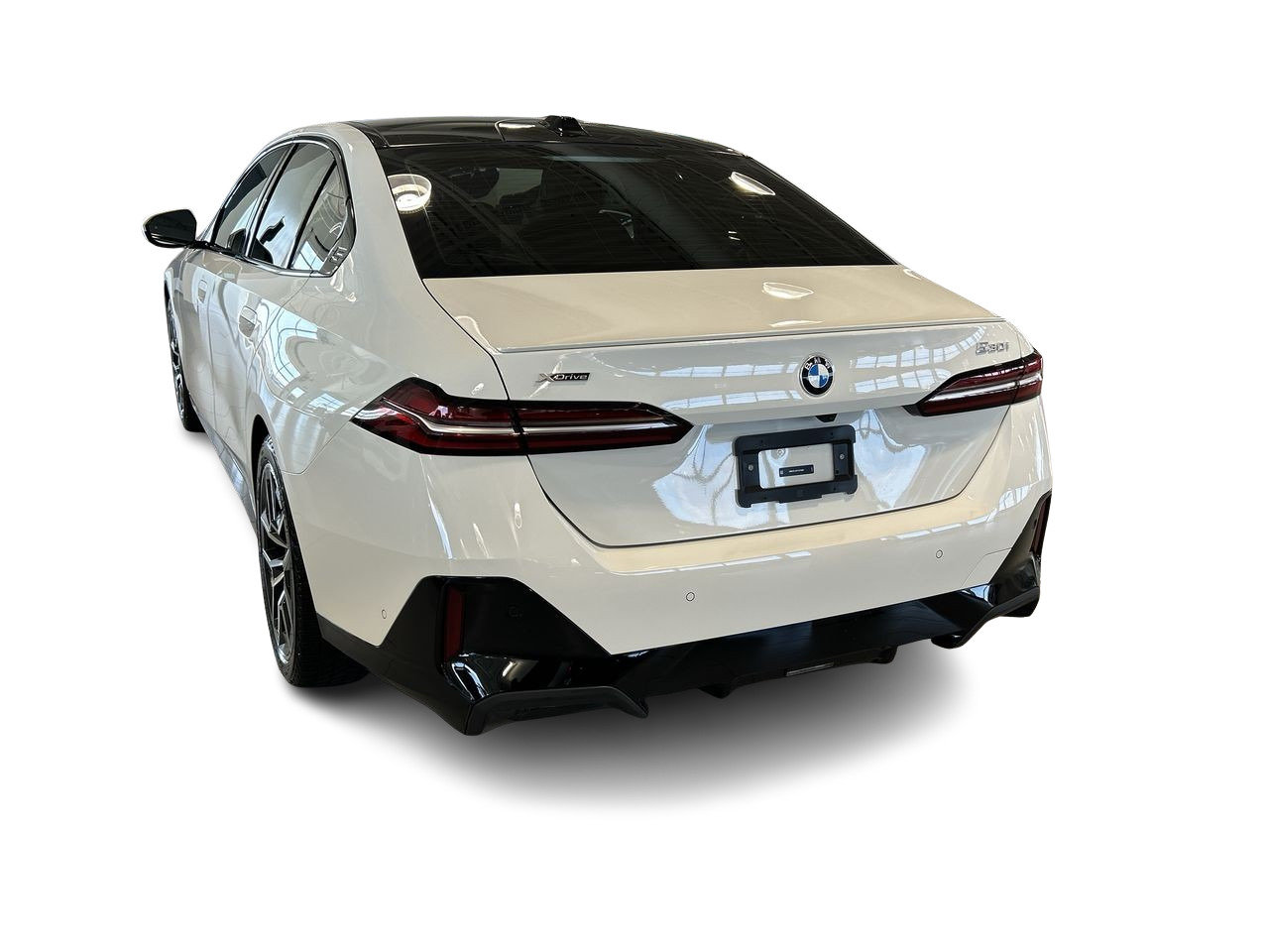 2026 BMW 530i xDrive Sedan | Essential PKG | M Sport PKG, 多伦多, 全款车