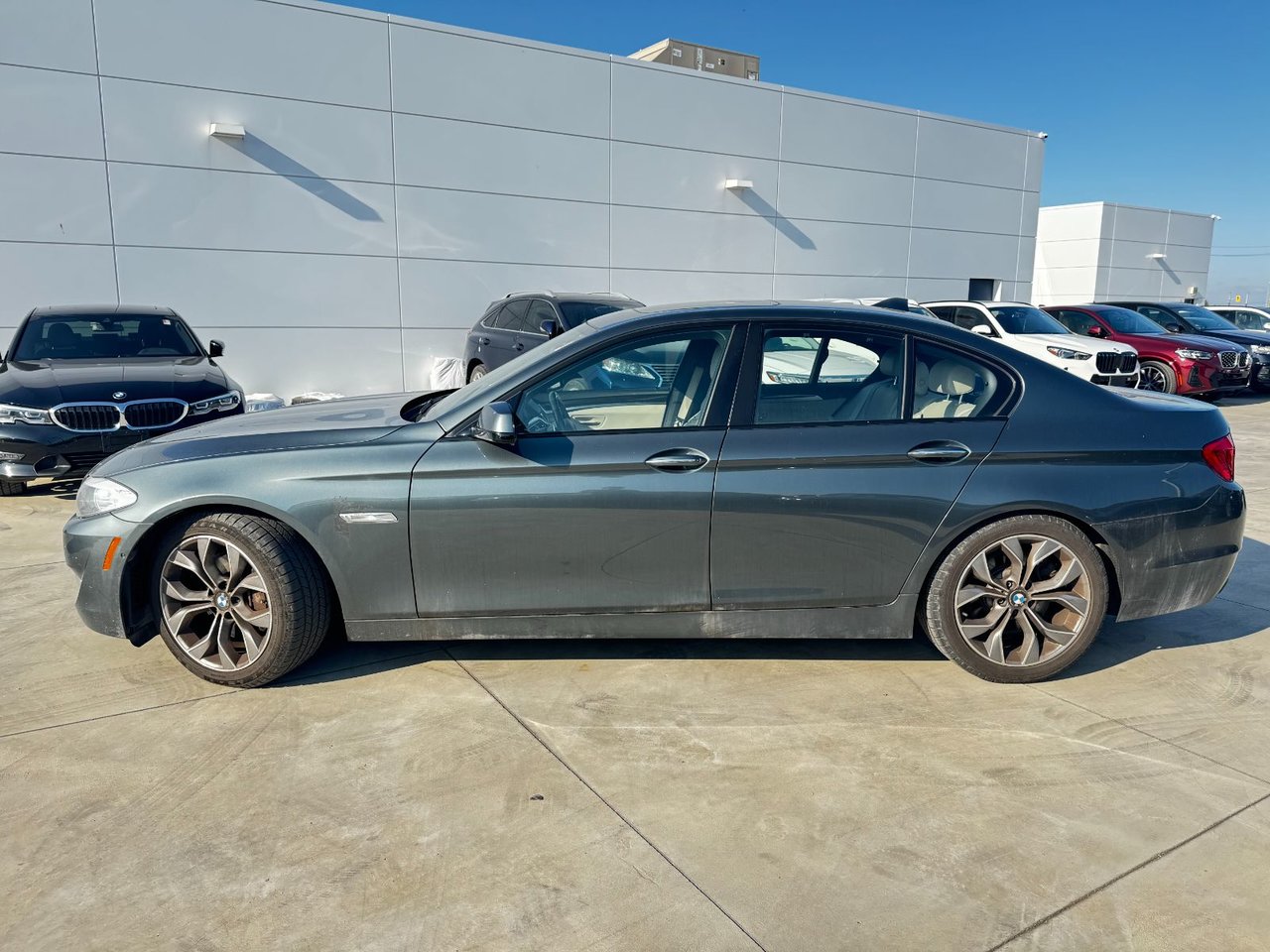 2013 BMW 550i XDrive | Technology Package | Executive Package, Toronto, Cash