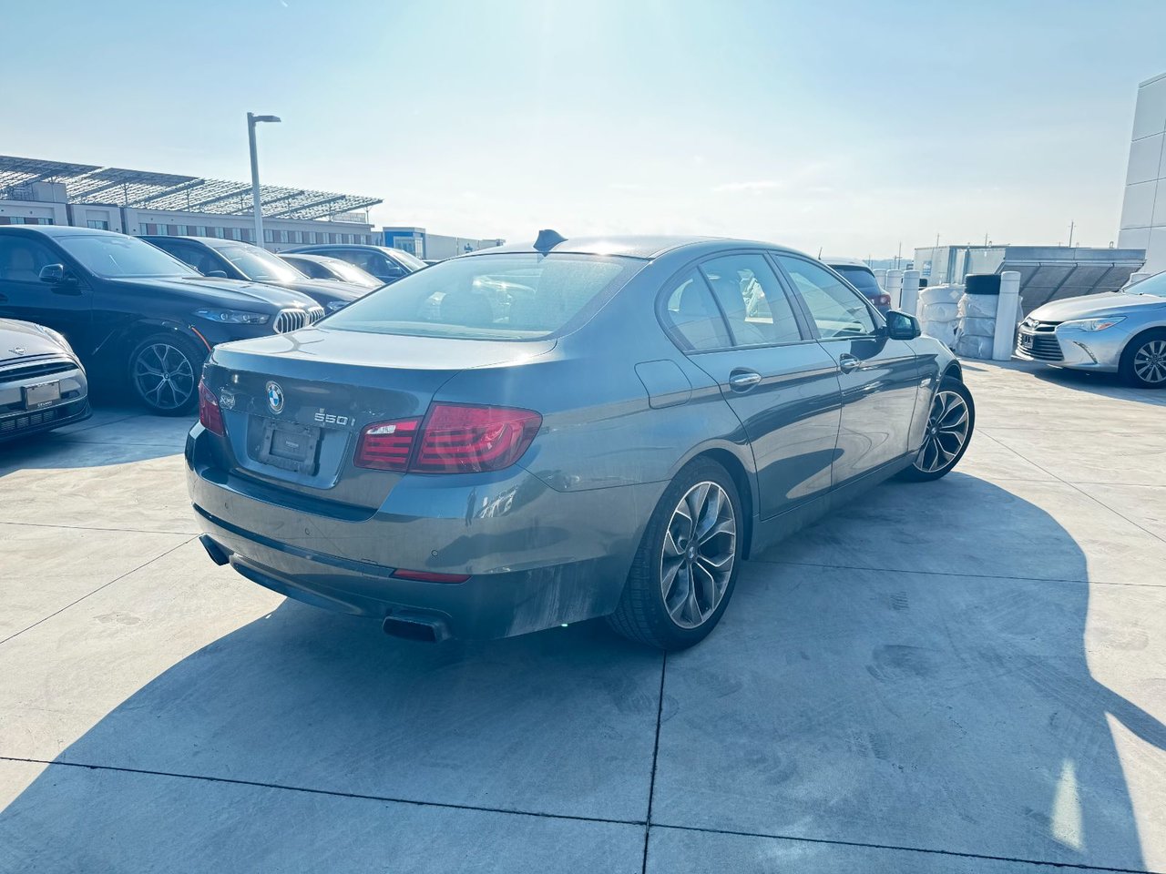 2013 BMW 550i XDrive | Technology Package | Executive Package, Toronto, Cash