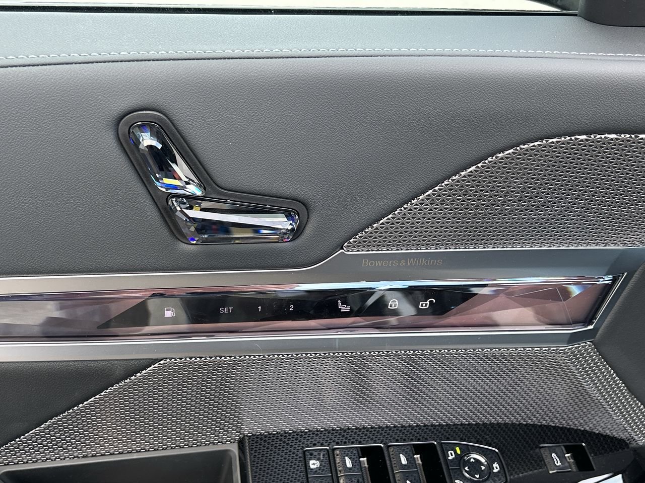 2024 BMW 7 Series PHEV 750e xDrive, Toronto, Cash