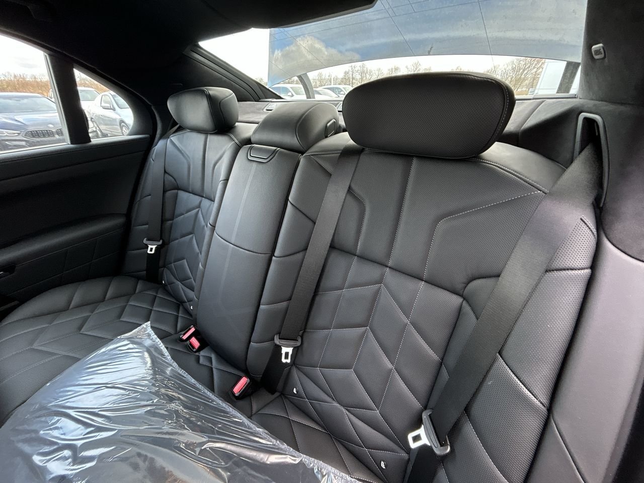 2024 BMW 7 Series PHEV 750e xDrive, Toronto, Cash