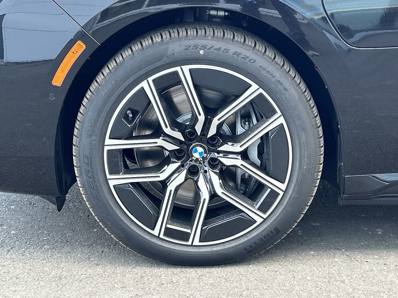 2024 BMW 7 Series PHEV 750e xDrive, Toronto, Cash