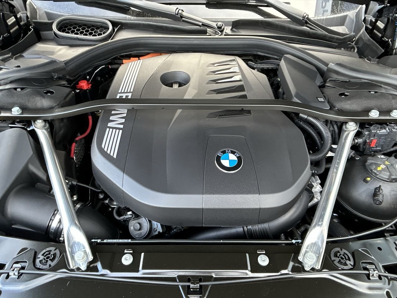 2024 BMW 7 Series PHEV 750e xDrive, Toronto, Cash