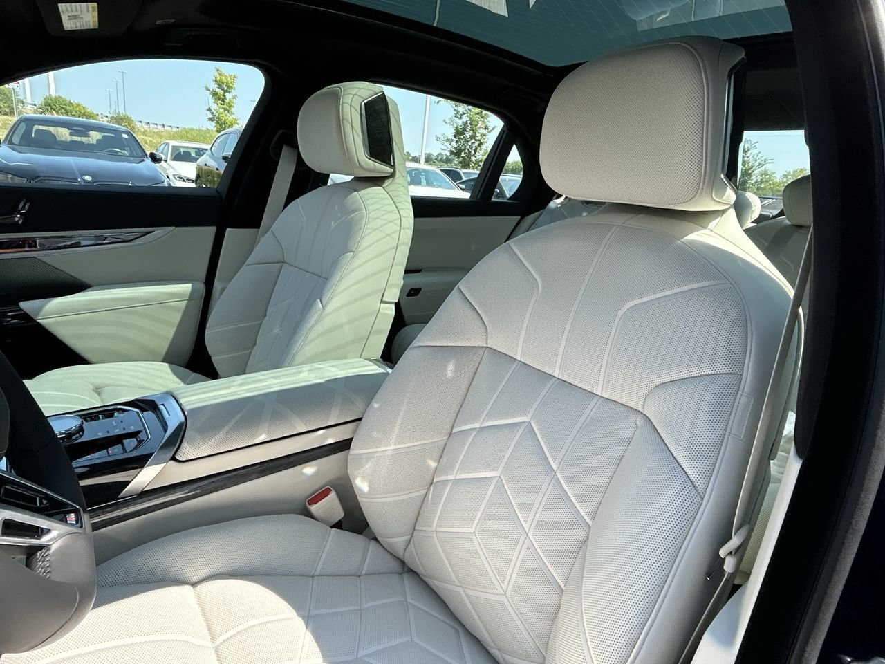 2026 BMW 7 Series Sedan 760i xDrive, 多伦多, 全款车