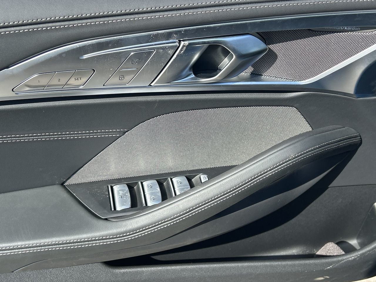 2025 BMW 8 Series Cabriolet M850i xDrive, Toronto, Cash