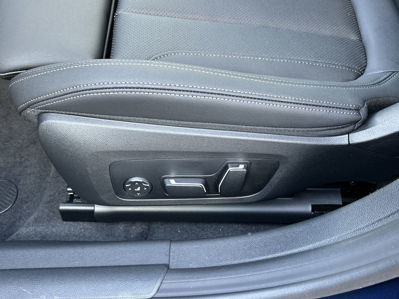 2025 BMW I4 Gran Coupe XDrive40, Toronto, Cash