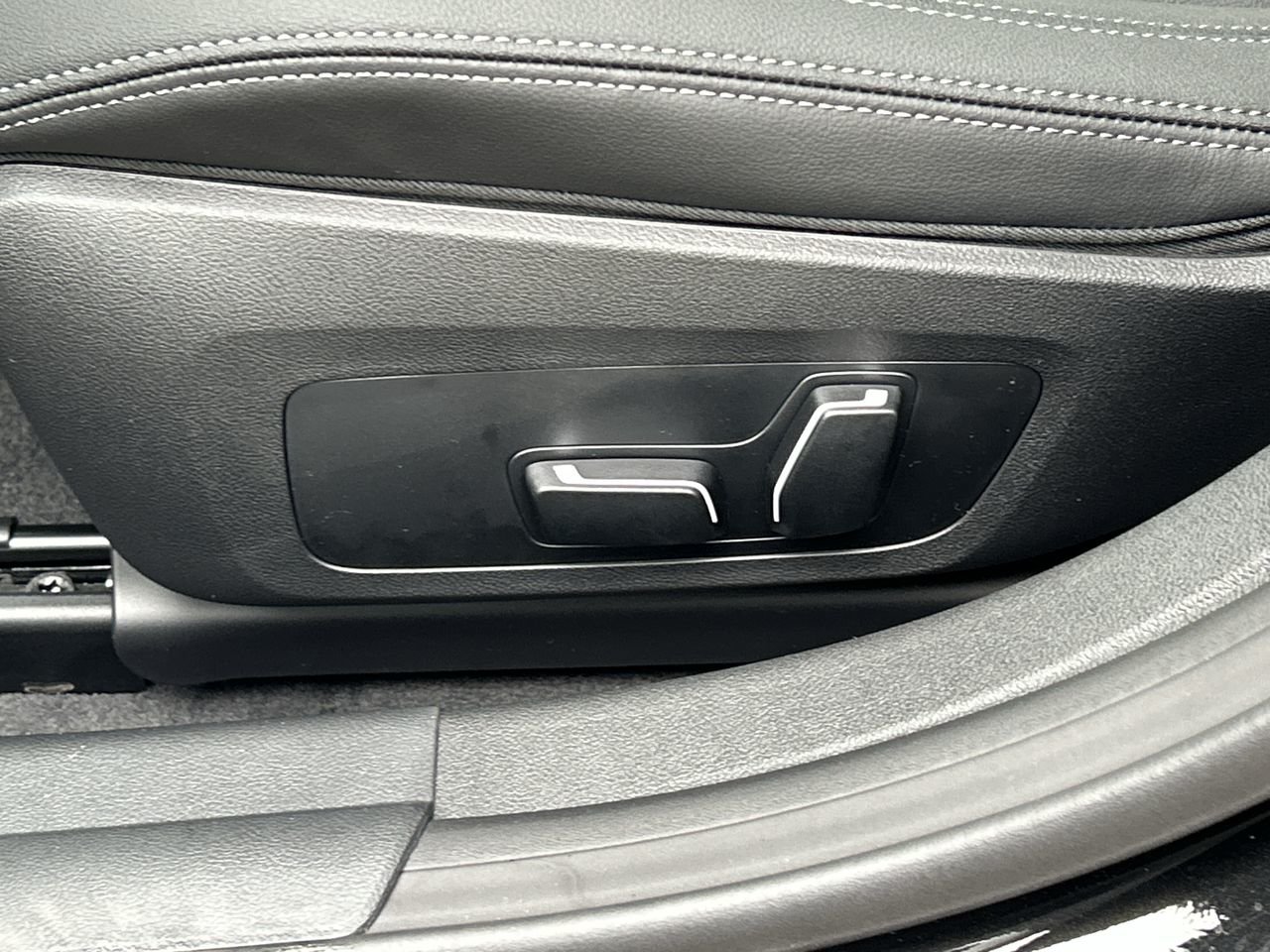 2026 BMW i4 Gran Coupe i4 eDrive40, 多伦多, 全款车