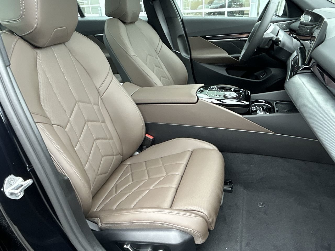 2025 BMW I5 I5 xDrive40, Toronto, Cash