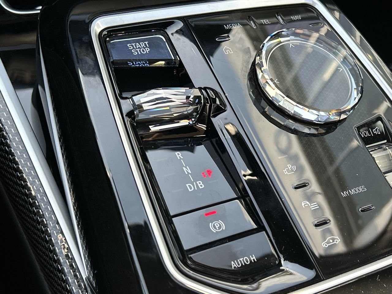 2024 BMW I7 M70 xDrive, Toronto, Cash