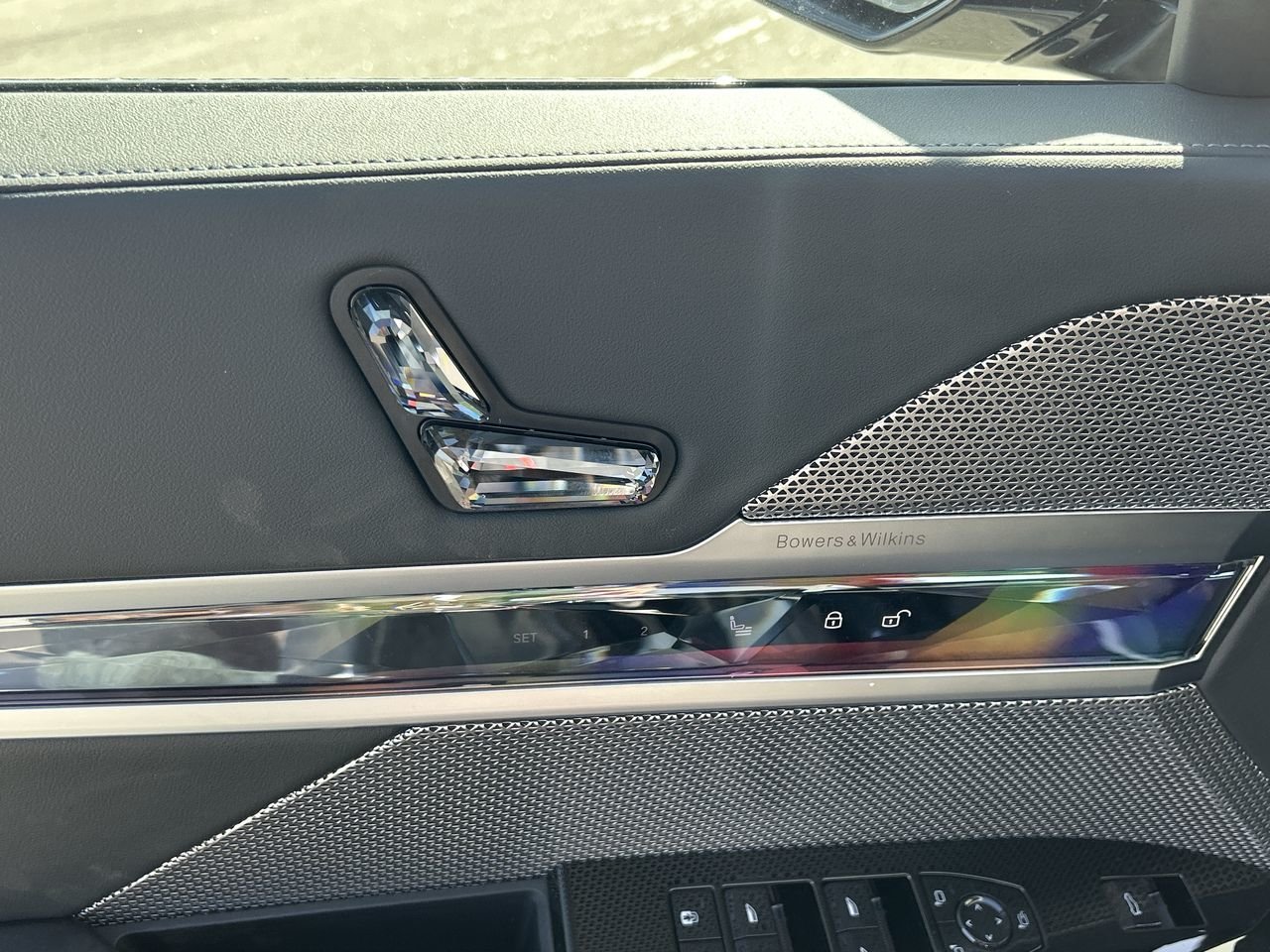 2024 BMW I7 M70 xDrive, Toronto, Cash