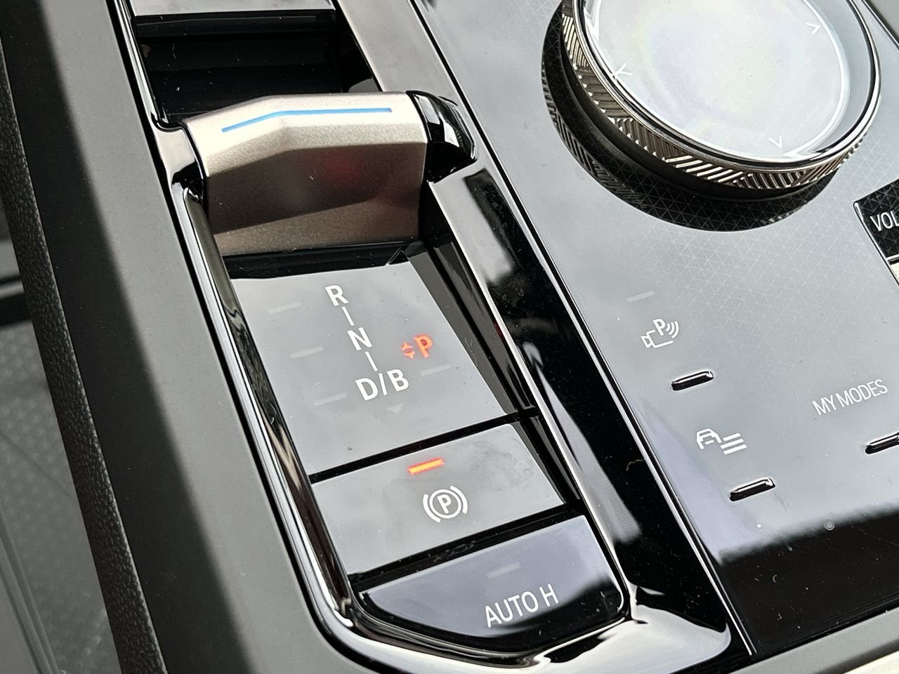 2024 BMW iX xDrive50, 多伦多, 全款车