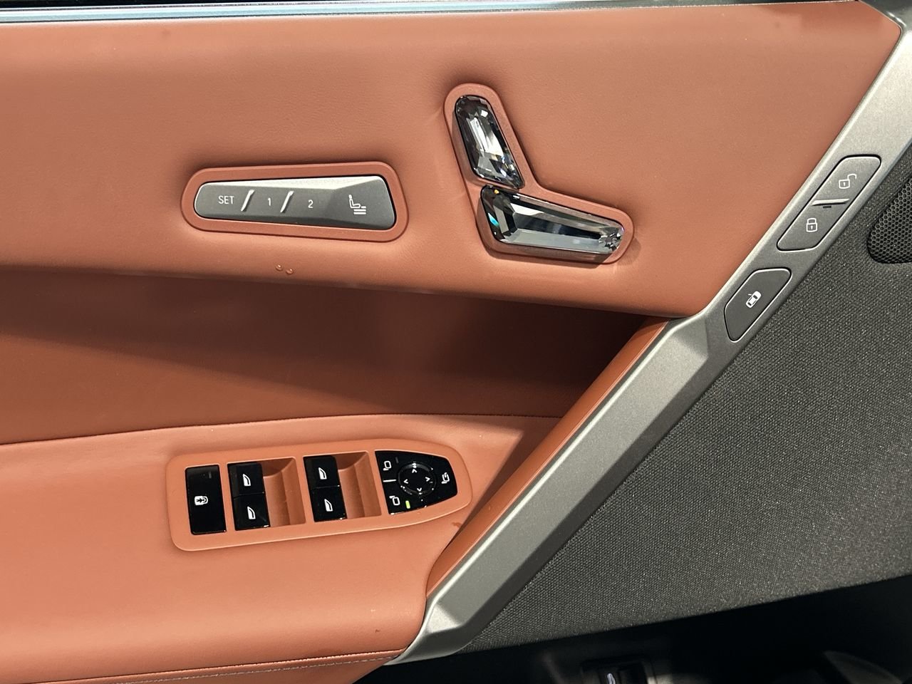2026 BMW IX XDrive60, Toronto, Cash
