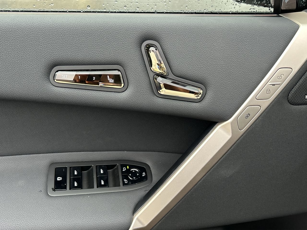 2026 BMW IX XDrive60, Toronto, Cash