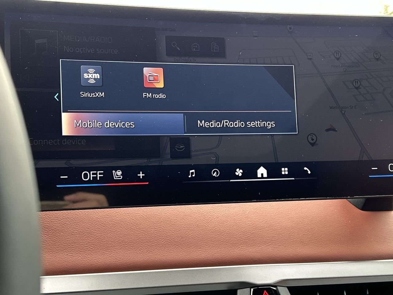 2026 BMW iX xDrive60, 多伦多, 全款车