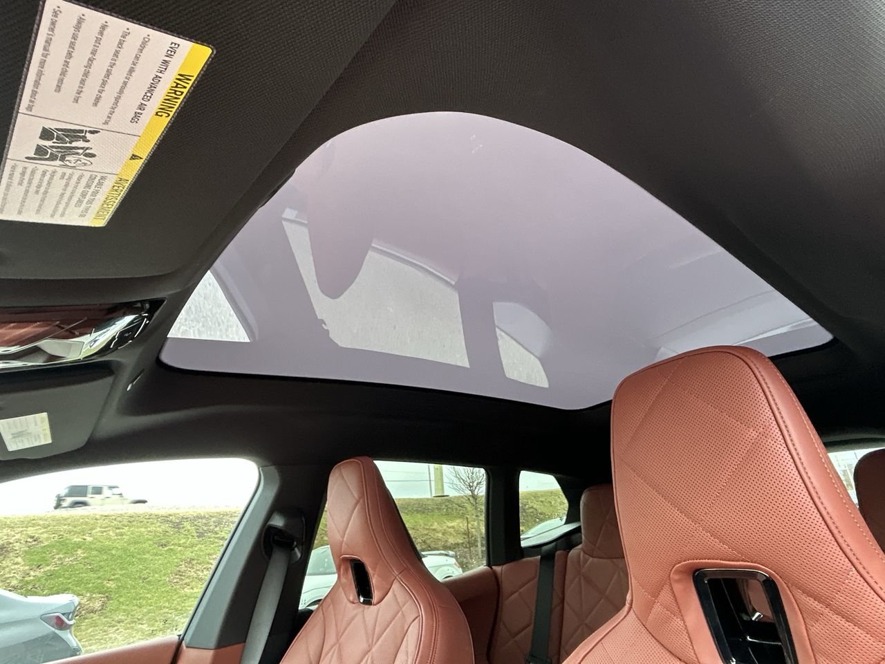 2026 BMW iX xDrive60, 多伦多, 全款车