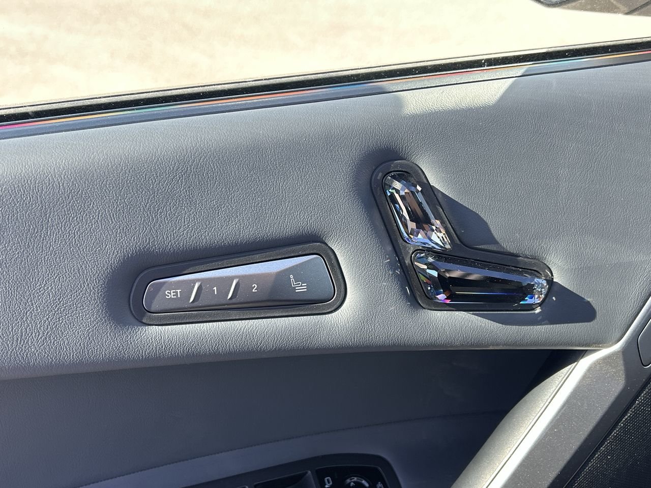 2026 BMW iX xDrive60, Toronto, Cash