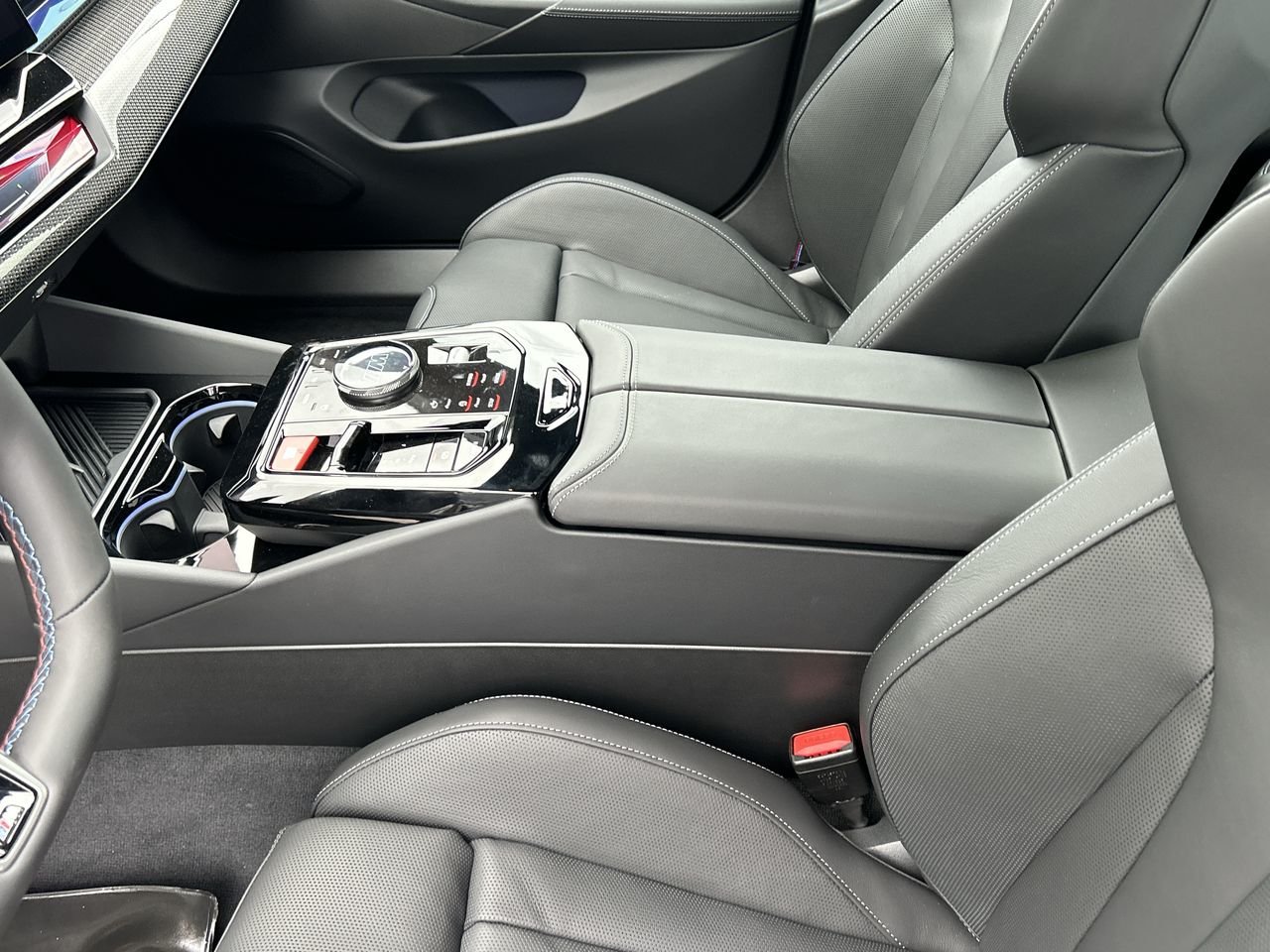 2026 BMW M5 M5, 多伦多, 全款车